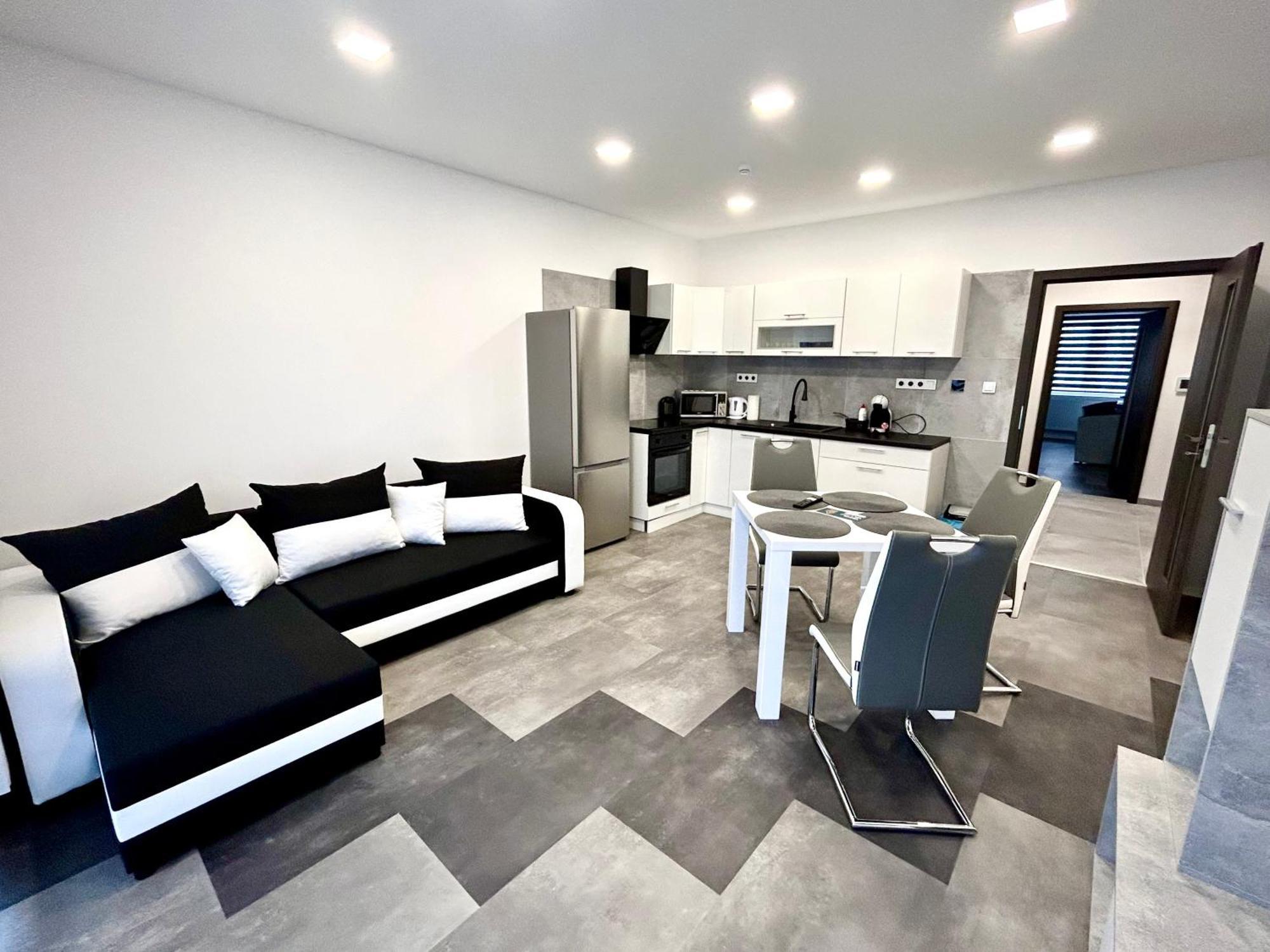Apartmany Premium Se Soukromym Parkovanim Česká Lípa Kültér fotó
